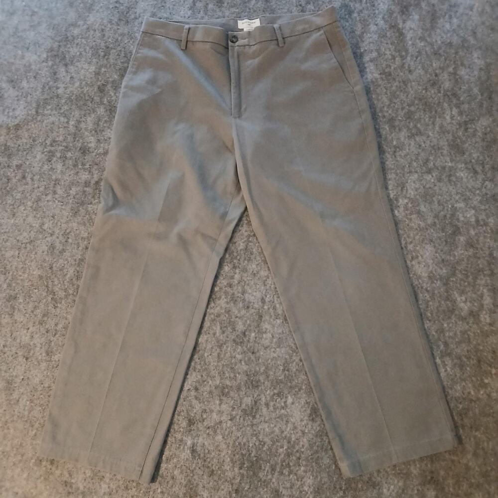 Dockers Classic Fit Pants Mens Gray Chino Stretch Cotton Casual Flat Front
